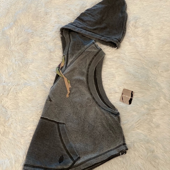 Free People Sleeveless hooded Sweat Shirt - Picture 7 of 10